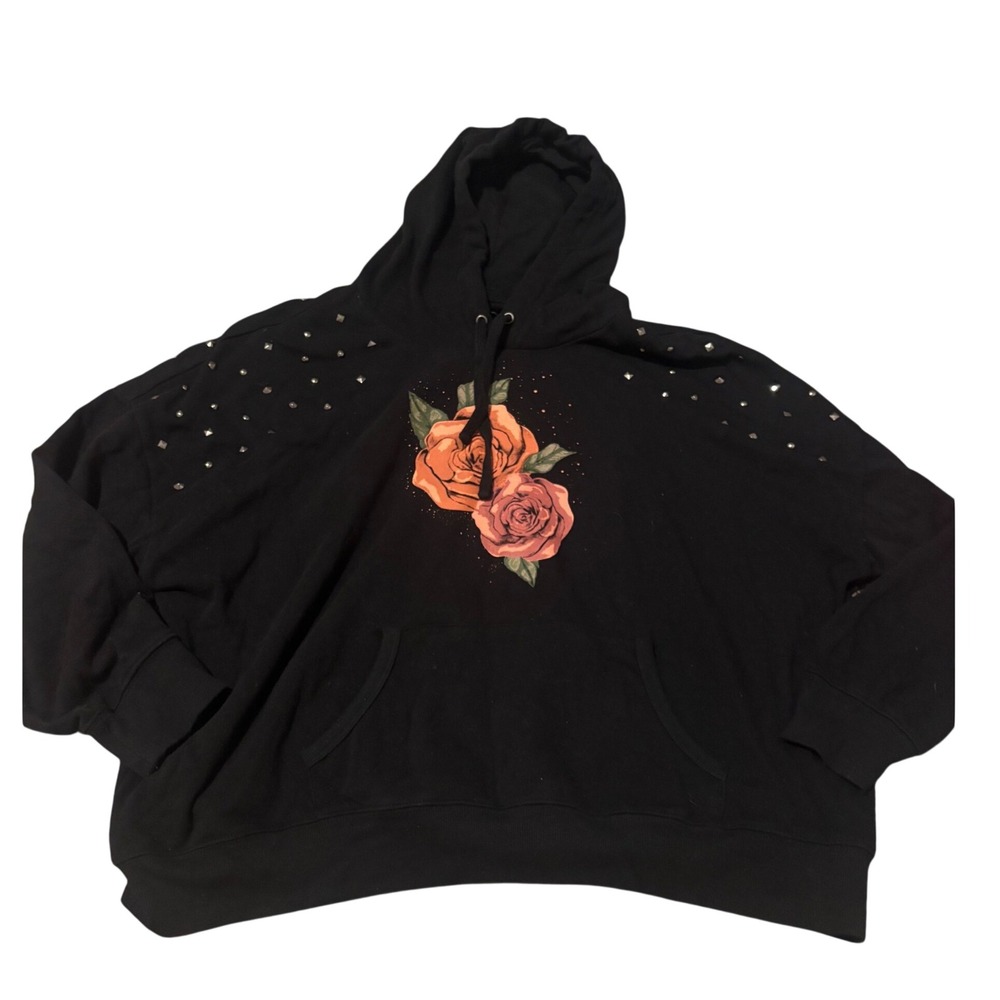 Torrid Black Rose Graphic Studded Shoulder Pullover Hoodie Size 0 L XL